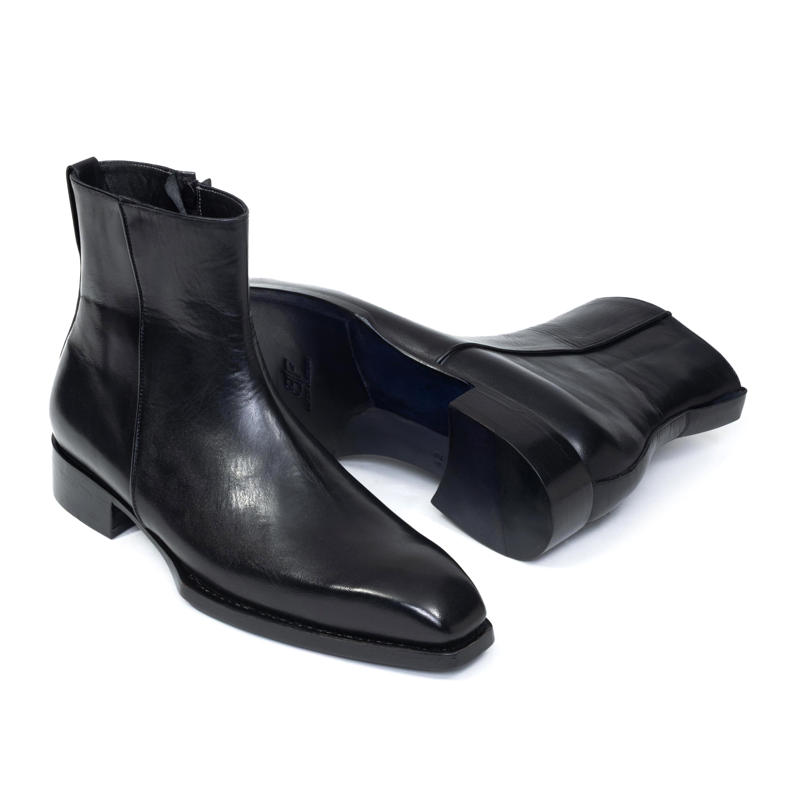 [Dark Anthracite]