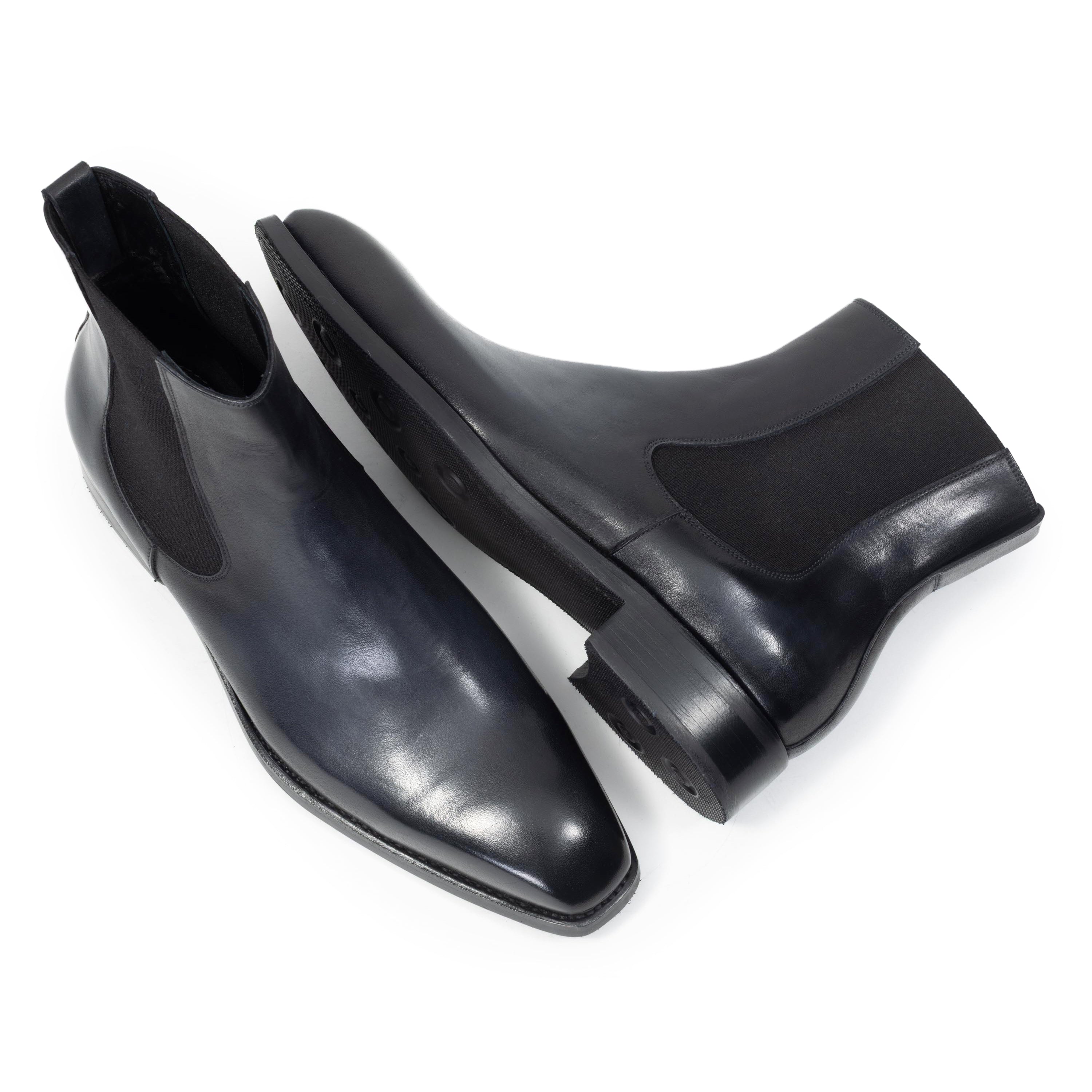 [Dark Anthracite]