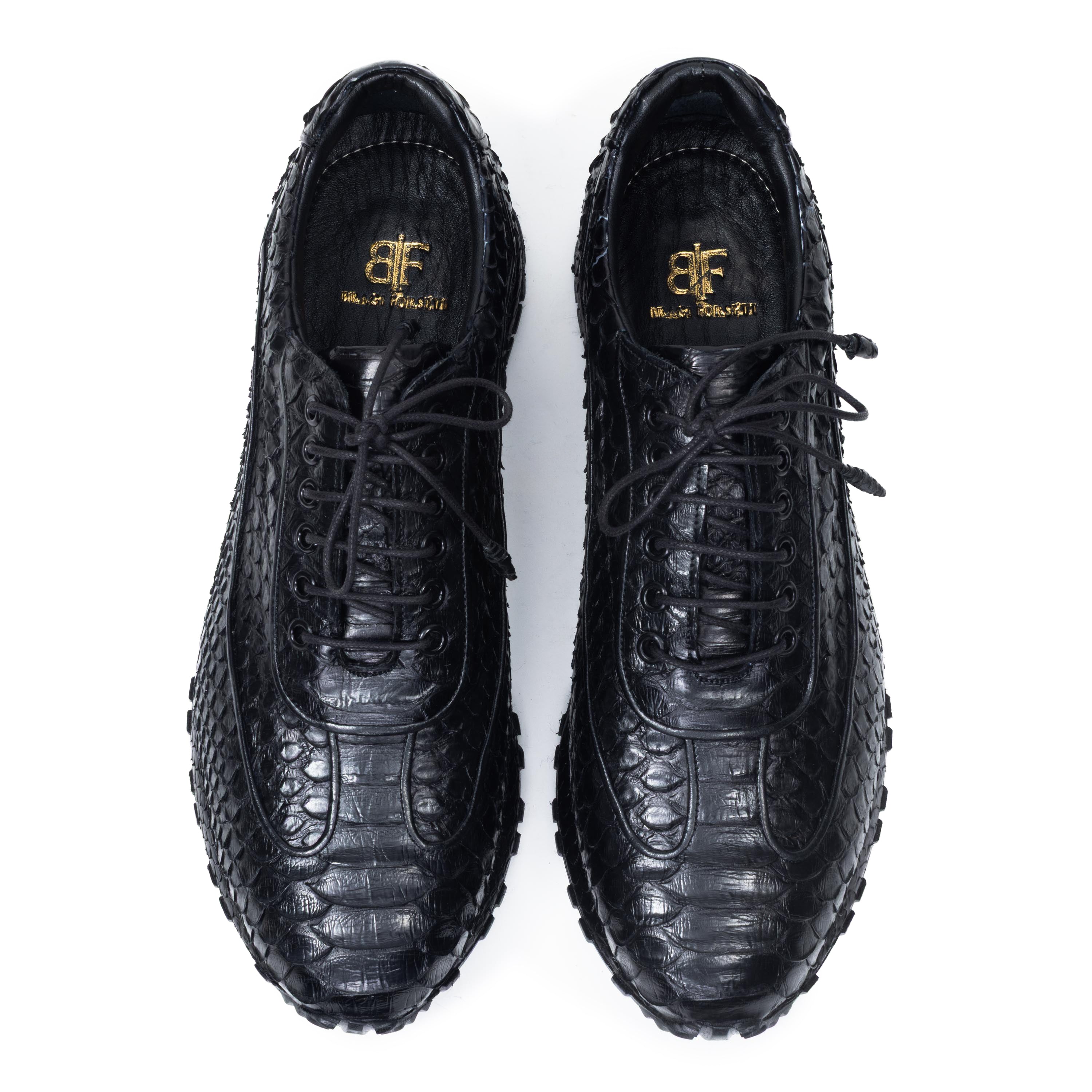 [Black] 