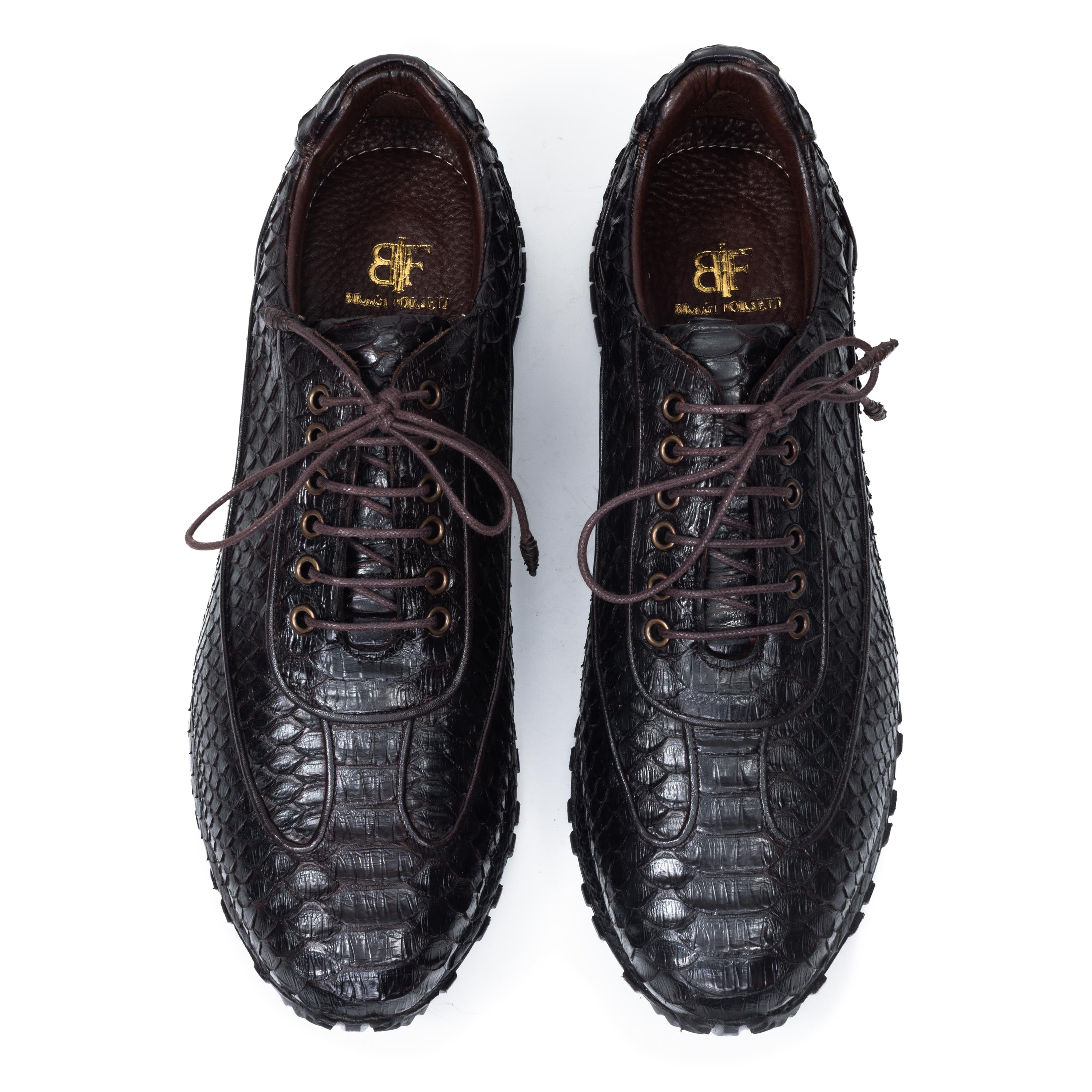 [Dark Brown]
