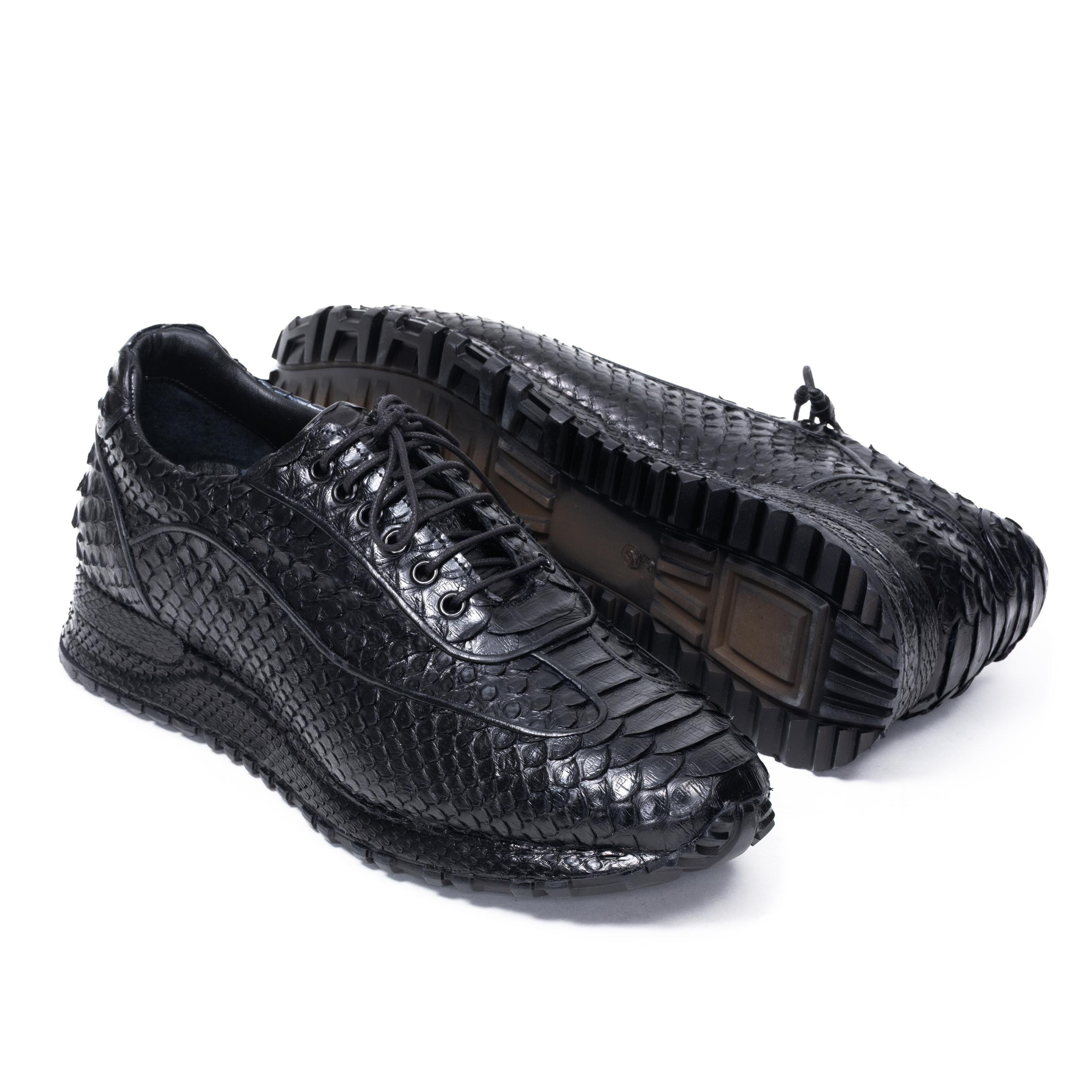 [Black] 