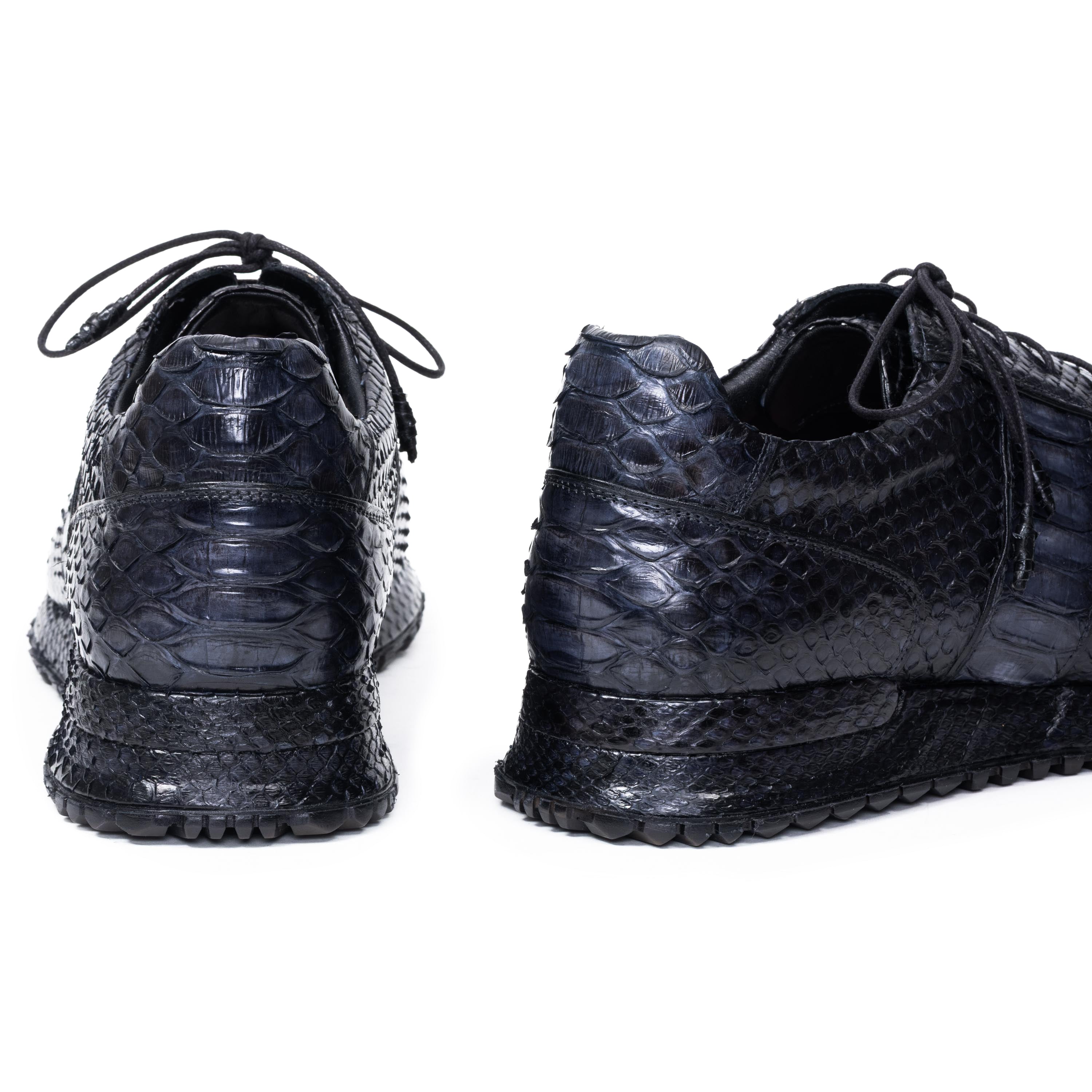 [Dark Anthracite]