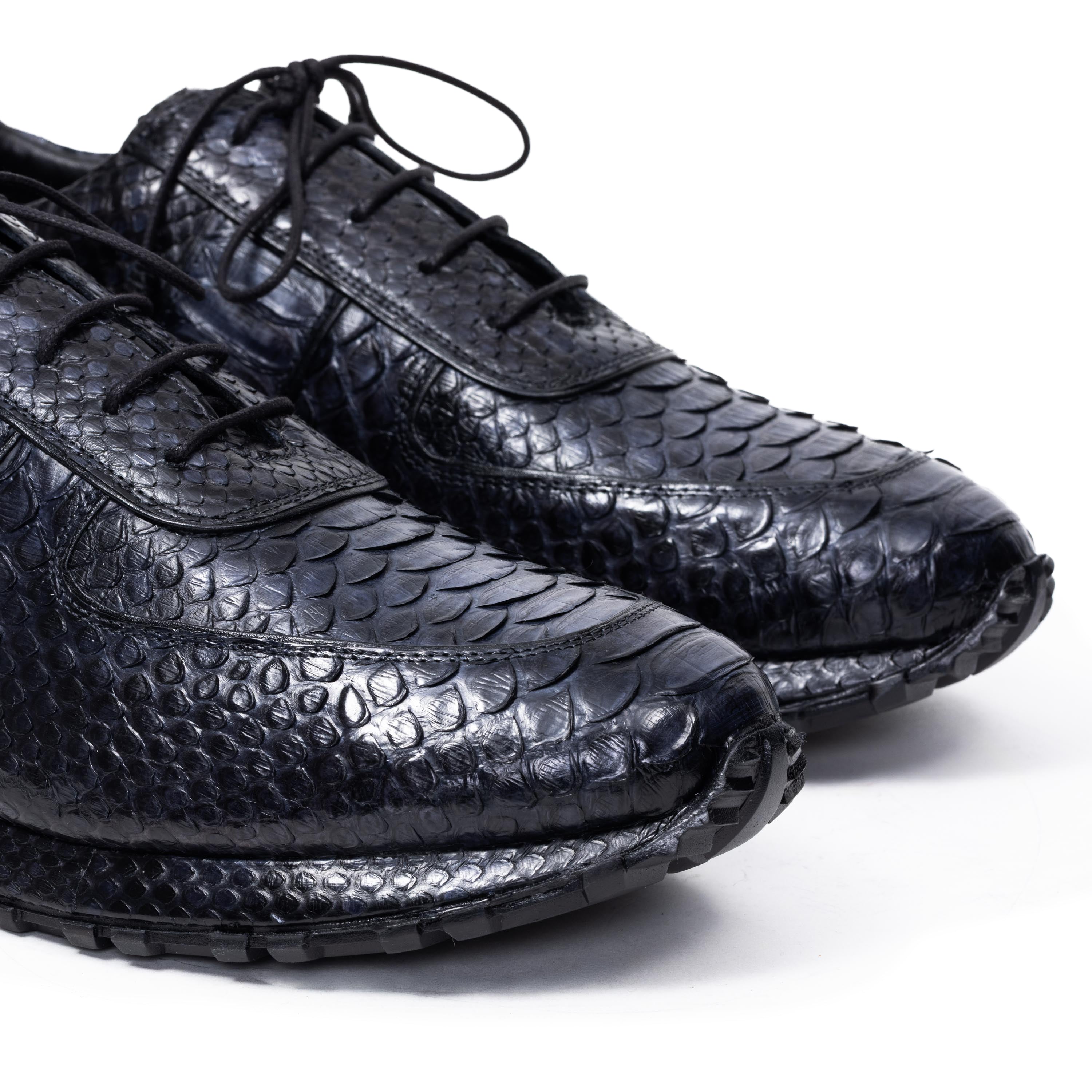 [Dark Anthracite]