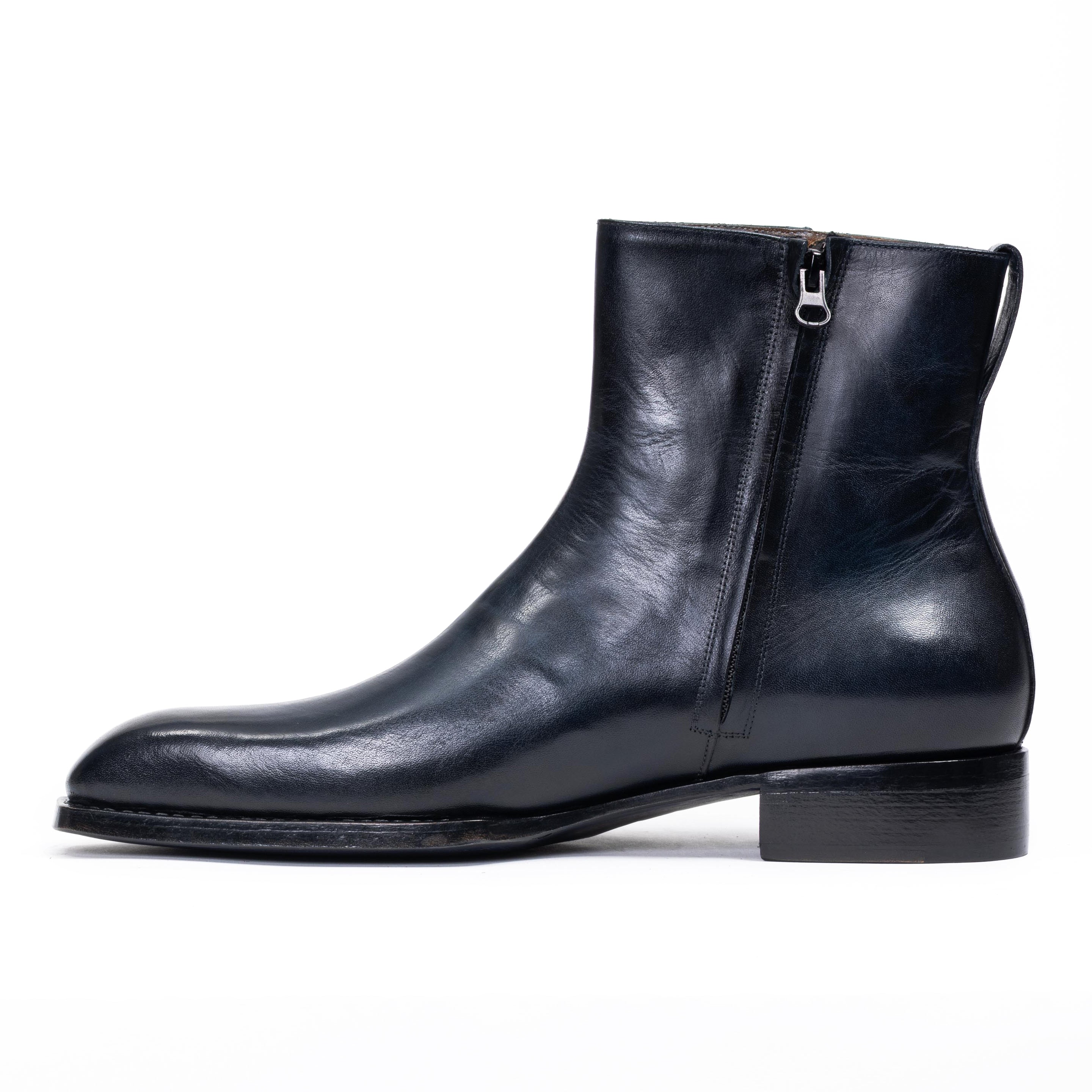 [Dark Anthracite]
