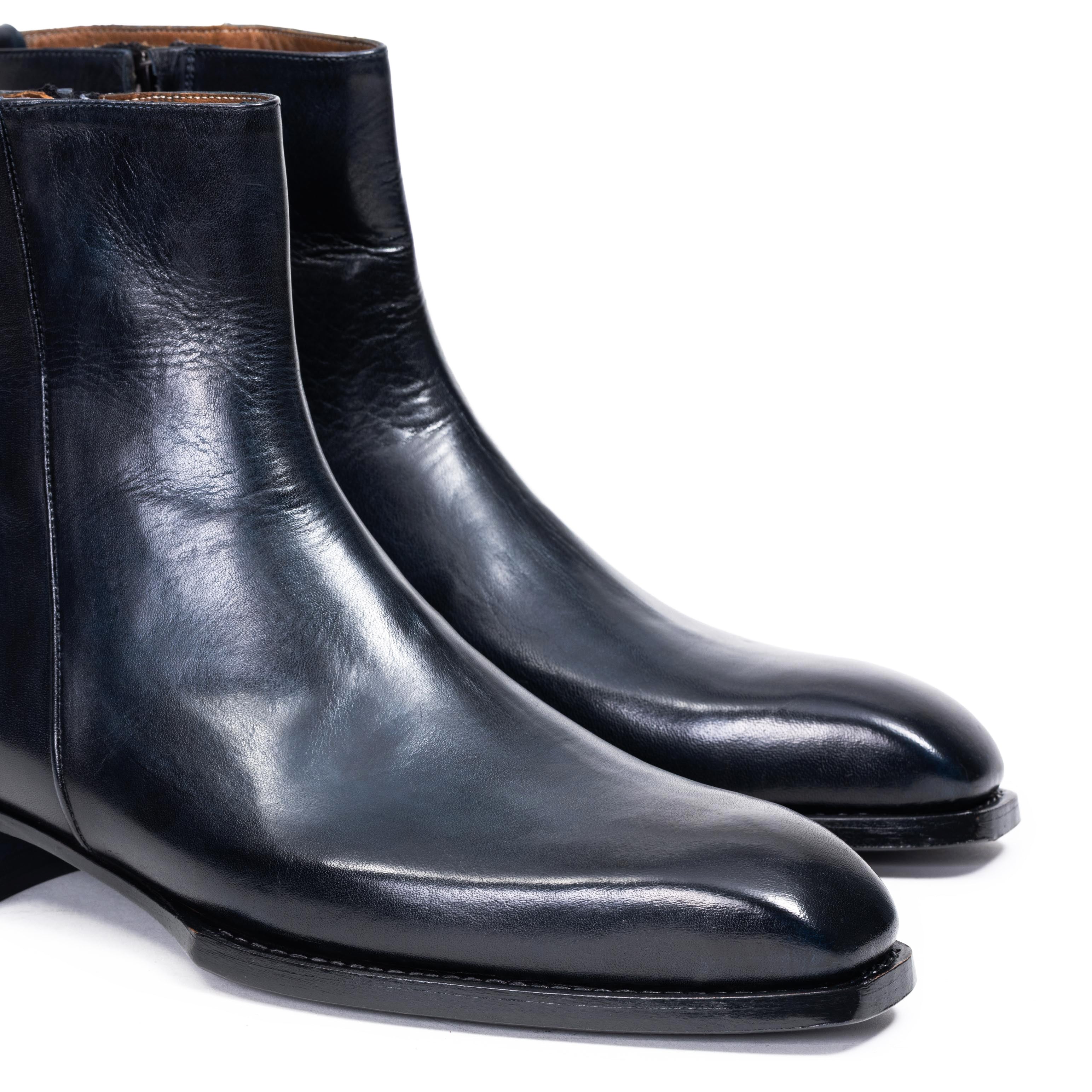 [Dark Anthracite]