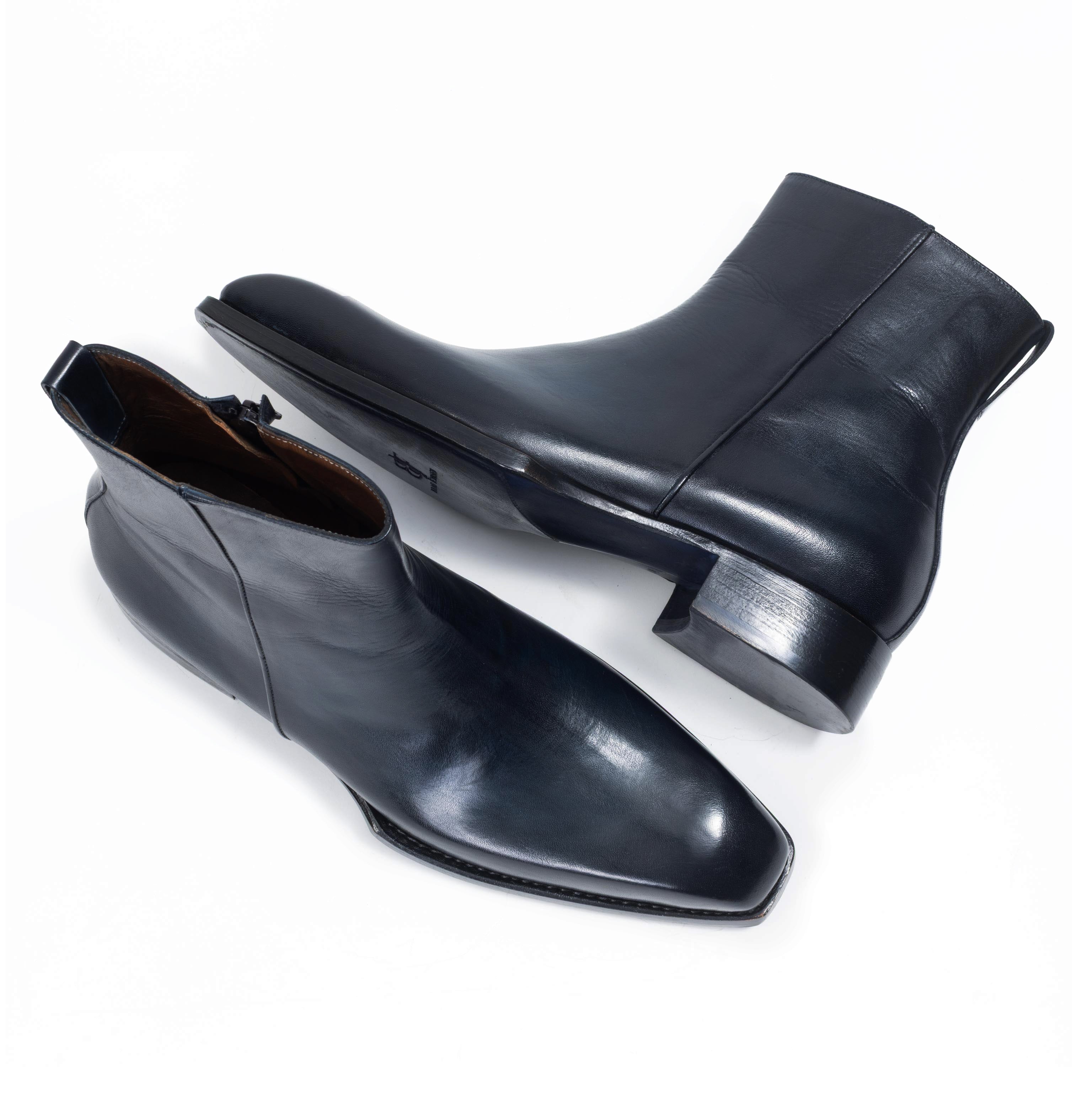 [Dark Anthracite]